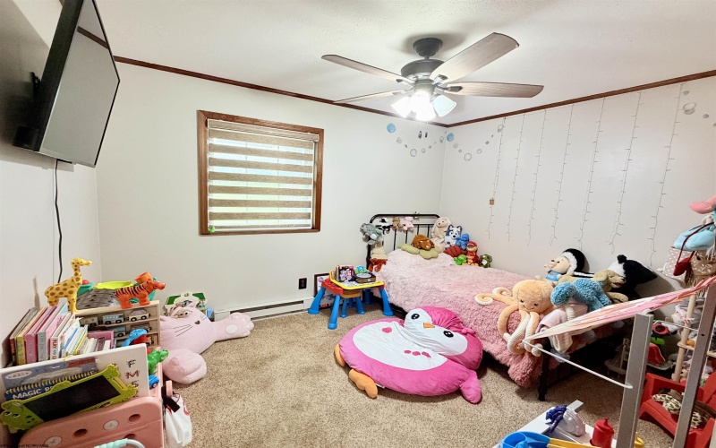 307 Meadow View Drive, Arthurdale, West Virginia 26520, 3 Bedrooms Bedrooms, 9 Rooms Rooms,2 BathroomsBathrooms,Single Family Detached,For Sale,Meadow View,0,10165819 307 Meadow View Drive, Arthurdale, West Virginia 26520, 3 Bedrooms Bedrooms, 9 Rooms Rooms,2 BathroomsBathrooms,Single Family Detached,For Sale,Meadow View,0,10165819