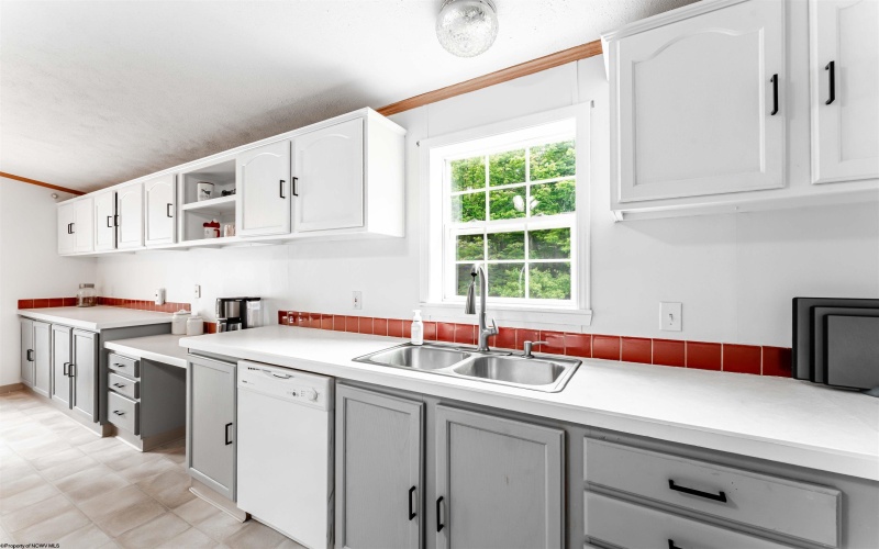 169 Shady Brook Estates, Bruceton Mills, West Virginia 26525, 3 Bedrooms Bedrooms, 9 Rooms Rooms,3 BathroomsBathrooms,Single Family Detached,For Sale,Shady Brook,0,10165824