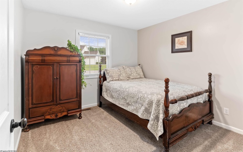 5 Monument Lane, Morgantown, West Virginia 26508, 3 Bedrooms Bedrooms, 7 Rooms Rooms,3 BathroomsBathrooms,Single Family Detached,For Sale,Monument,0,10165821
