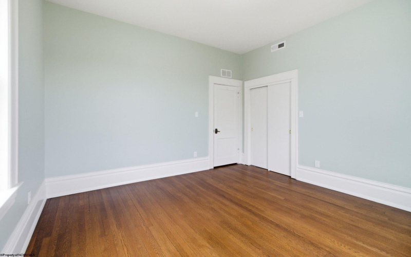 200 Wilson Avenue, Morgantown, West Virginia 26501, 5 Bedrooms Bedrooms, 9 Rooms Rooms,3 BathroomsBathrooms,Single Family Detached,For Sale,Wilson,0,10165823