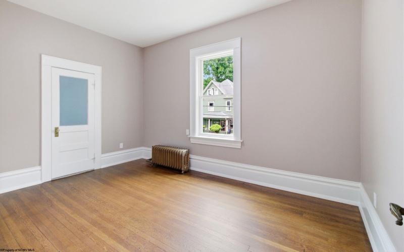 200 Wilson Avenue, Morgantown, West Virginia 26501, 5 Bedrooms Bedrooms, 9 Rooms Rooms,3 BathroomsBathrooms,Single Family Detached,For Sale,Wilson,0,10165823