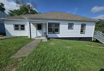 112 Duncan Avenue, Clarksburg, West Virginia 26301, 3 Bedrooms Bedrooms, 6 Rooms Rooms,2 BathroomsBathrooms,Single Family Detached,For Sale,Duncan,0,10165820