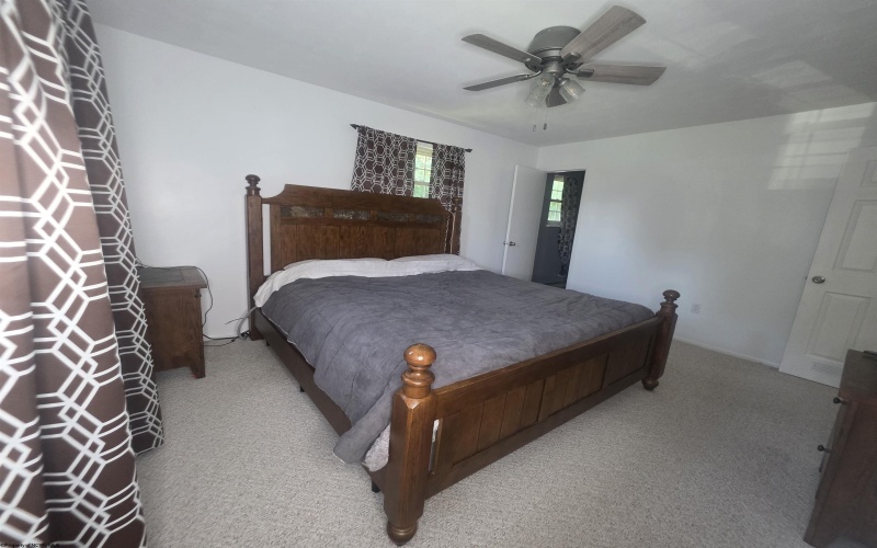 430 Main Street, Kingwood, West Virginia 26537, 3 Bedrooms Bedrooms, 9 Rooms Rooms,3 BathroomsBathrooms,Single Family Detached,For Sale,Main,0,10165825