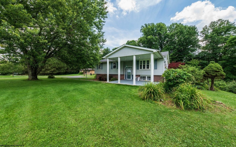 430 Main Street, Kingwood, West Virginia 26537, 3 Bedrooms Bedrooms, 9 Rooms Rooms,3 BathroomsBathrooms,Single Family Detached,For Sale,Main,0,10165825