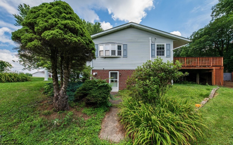 430 Main Street, Kingwood, West Virginia 26537, 3 Bedrooms Bedrooms, 9 Rooms Rooms,3 BathroomsBathrooms,Single Family Detached,For Sale,Main,0,10165825