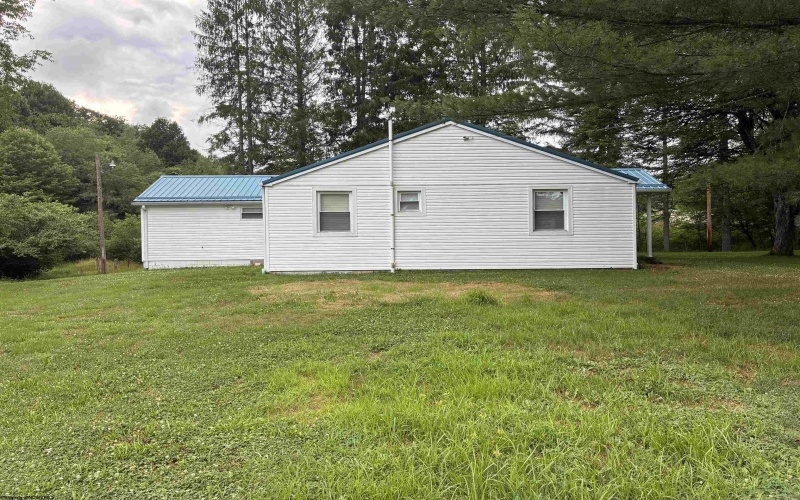 2906 Gladesville Road, Independence, West Virginia 26374, 3 Bedrooms Bedrooms, 9 Rooms Rooms,1 BathroomBathrooms,Single Family Detached,For Sale,Gladesville,0,10165835