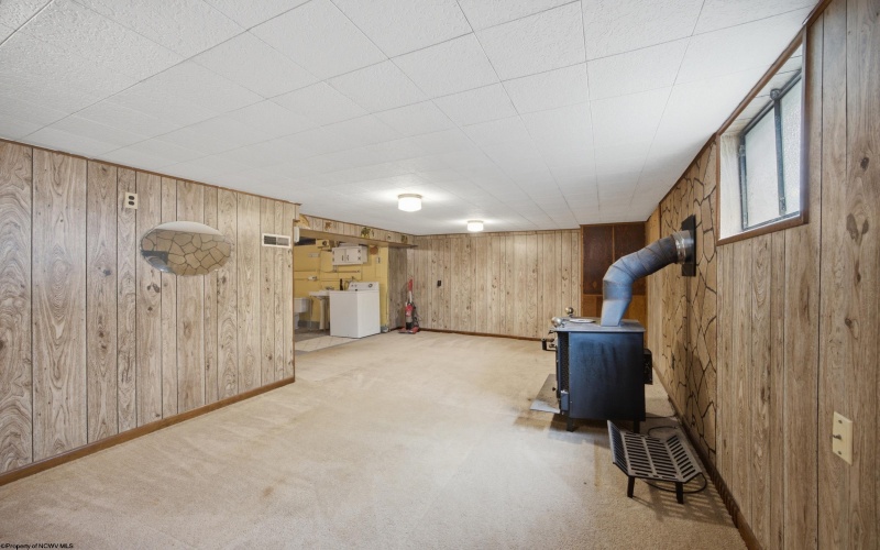 317 Indiana Avenue, Nutter Fort, West Virginia 26301-0000, 2 Bedrooms Bedrooms, 7 Rooms Rooms,1 BathroomBathrooms,Single Family Detached,For Sale,Indiana,0,10165840