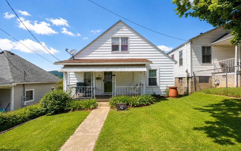 317 Indiana Avenue, Nutter Fort, West Virginia 26301-0000, 2 Bedrooms Bedrooms, 7 Rooms Rooms,1 BathroomBathrooms,Single Family Detached,For Sale,Indiana,0,10165840