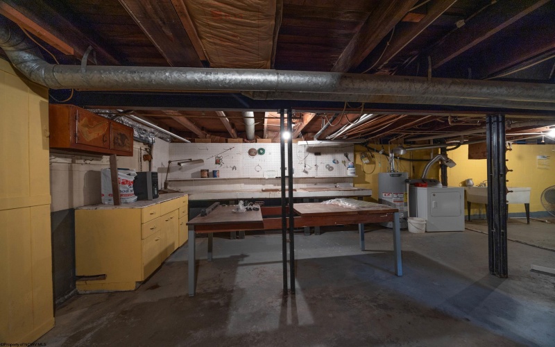 317 Indiana Avenue, Nutter Fort, West Virginia 26301-0000, 2 Bedrooms Bedrooms, 7 Rooms Rooms,1 BathroomBathrooms,Single Family Detached,For Sale,Indiana,0,10165840