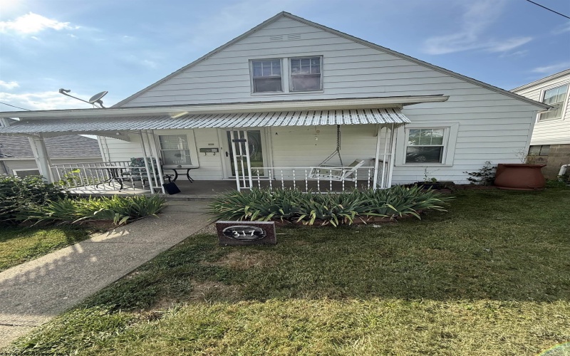 317 Indiana Avenue, Nutter Fort, West Virginia 26301-0000, 2 Bedrooms Bedrooms, 7 Rooms Rooms,1 BathroomBathrooms,Single Family Detached,For Sale,Indiana,0,10165840