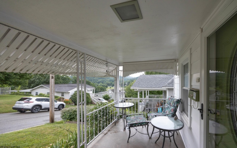 317 Indiana Avenue, Nutter Fort, West Virginia 26301-0000, 2 Bedrooms Bedrooms, 7 Rooms Rooms,1 BathroomBathrooms,Single Family Detached,For Sale,Indiana,0,10165840