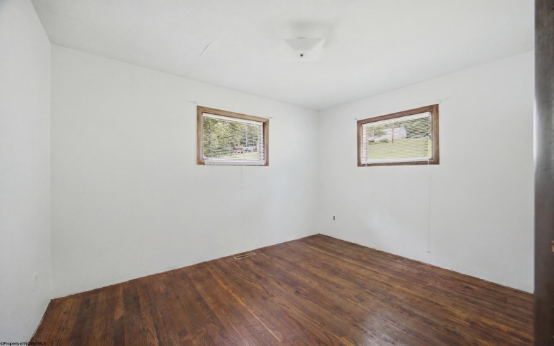 635 Boyce Road, Grafton, West Virginia 26354, 3 Bedrooms Bedrooms, 6 Rooms Rooms,1 BathroomBathrooms,Single Family Detached,For Sale,Boyce,0,10165837