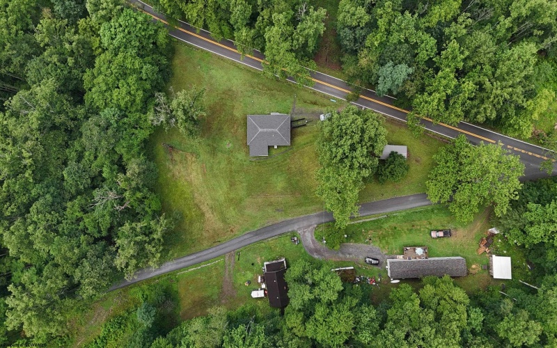 635 Boyce Road, Grafton, West Virginia 26354, 3 Bedrooms Bedrooms, 6 Rooms Rooms,1 BathroomBathrooms,Single Family Detached,For Sale,Boyce,0,10165837