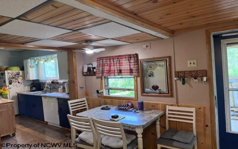 138 Brown Street, Thomas, West Virginia 26292, 4 Bedrooms Bedrooms, 11 Rooms Rooms,2 BathroomsBathrooms,Single Family Detached,For Sale,Brown,0,10165841