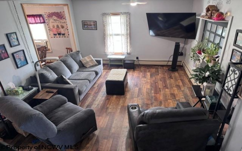 138 Brown Street, Thomas, West Virginia 26292, 4 Bedrooms Bedrooms, 11 Rooms Rooms,2 BathroomsBathrooms,Single Family Detached,For Sale,Brown,0,10165841