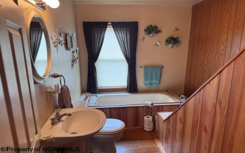 138 Brown Street, Thomas, West Virginia 26292, 4 Bedrooms Bedrooms, 11 Rooms Rooms,2 BathroomsBathrooms,Single Family Detached,For Sale,Brown,0,10165841