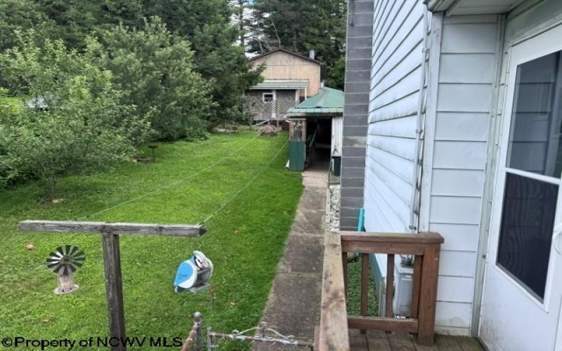 138 Brown Street, Thomas, West Virginia 26292, 4 Bedrooms Bedrooms, 11 Rooms Rooms,2 BathroomsBathrooms,Single Family Detached,For Sale,Brown,0,10165841