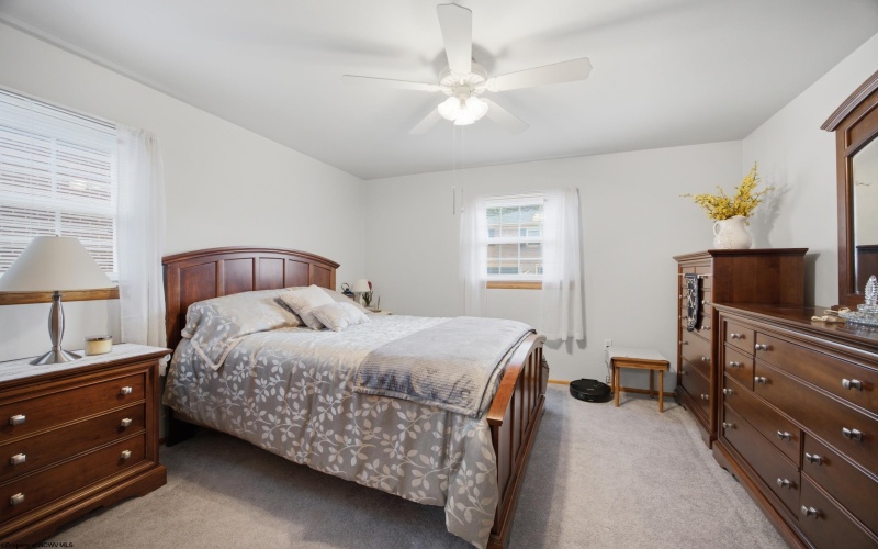 901 Duff Avenue, Clarksburg, West Virginia 26301, 3 Bedrooms Bedrooms, 8 Rooms Rooms,2 BathroomsBathrooms,Single Family Detached,For Sale,Duff,0,10165849
