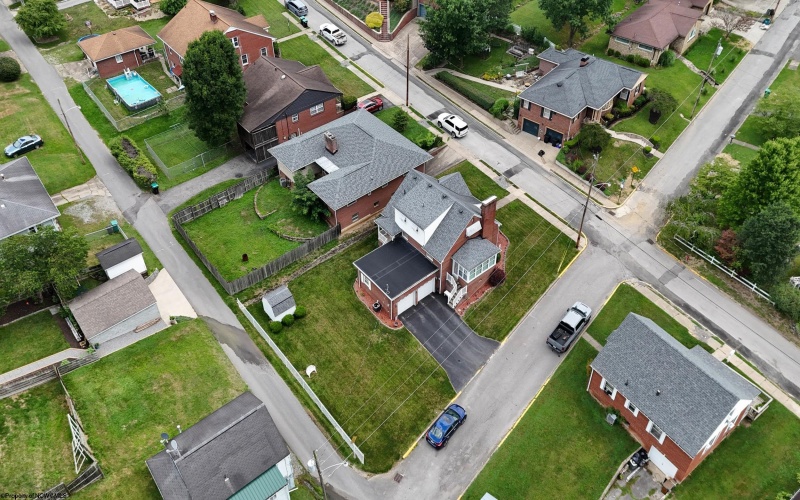 901 Duff Avenue, Clarksburg, West Virginia 26301, 3 Bedrooms Bedrooms, 8 Rooms Rooms,2 BathroomsBathrooms,Single Family Detached,For Sale,Duff,0,10165849