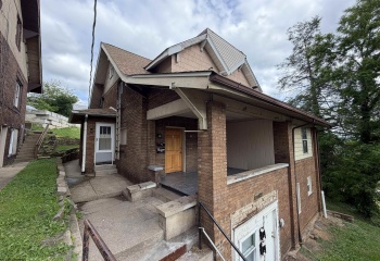 662 Spruce Street, Morgantown, West Virginia 26505, 3 Bedrooms Bedrooms, 5 Rooms Rooms,1 BathroomBathrooms,Residential Rentals,For Rent,Spruce,0,10165847