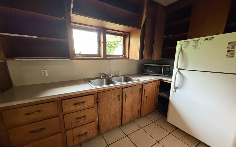 662 Spruce Street, Morgantown, West Virginia 26505, 3 Bedrooms Bedrooms, 5 Rooms Rooms,1 BathroomBathrooms,Residential Rentals,For Rent,Spruce,0,10165847