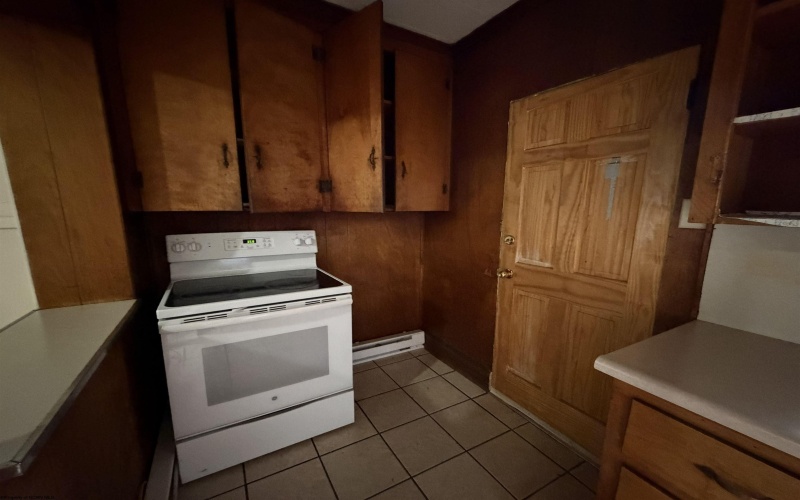 662 Spruce Street, Morgantown, West Virginia 26505, 3 Bedrooms Bedrooms, 5 Rooms Rooms,1 BathroomBathrooms,Residential Rentals,For Rent,Spruce,0,10165847