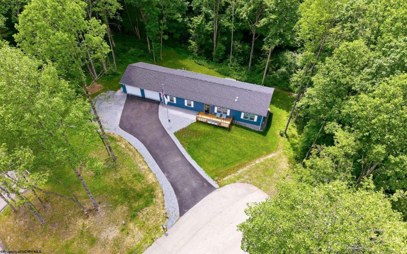 65 Holleran Heights, Kingwood, West Virginia 26537, 3 Bedrooms Bedrooms, 7 Rooms Rooms,2 BathroomsBathrooms,Single Family Detached,For Sale,Holleran,0,10165848