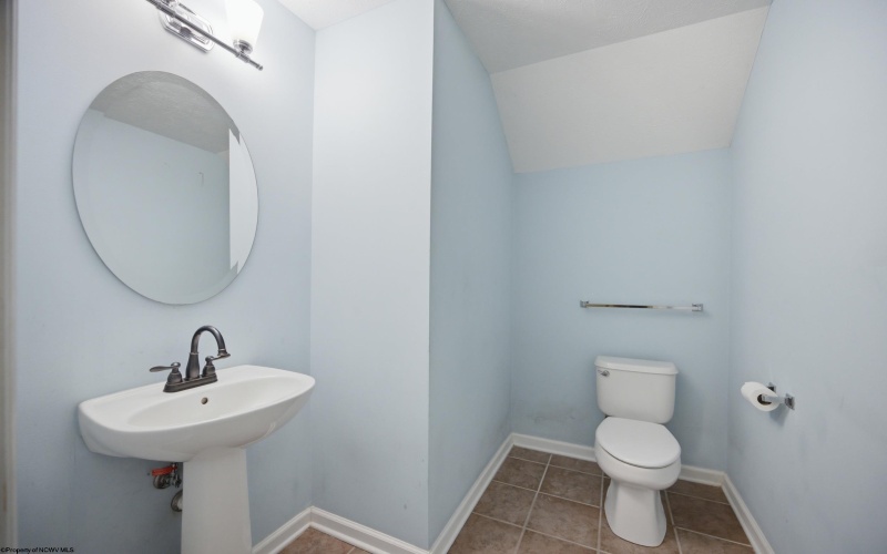 79 Barrington Court, Bridgeport, West Virginia 26330, 2 Bedrooms Bedrooms, 5 Rooms Rooms,1 BathroomBathrooms,Single Family Attached,For Sale,Barrington,0,10165850 79 Barrington Court, Bridgeport, West Virginia 26330, 2 Bedrooms Bedrooms, 5 Rooms Rooms,1 BathroomBathrooms,Single Family Attached,For Sale,Barrington,0,10165850