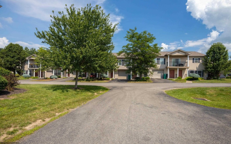 79 Barrington Court, Bridgeport, West Virginia 26330, 2 Bedrooms Bedrooms, 5 Rooms Rooms,1 BathroomBathrooms,Single Family Attached,For Sale,Barrington,0,10165850 79 Barrington Court, Bridgeport, West Virginia 26330, 2 Bedrooms Bedrooms, 5 Rooms Rooms,1 BathroomBathrooms,Single Family Attached,For Sale,Barrington,0,10165850