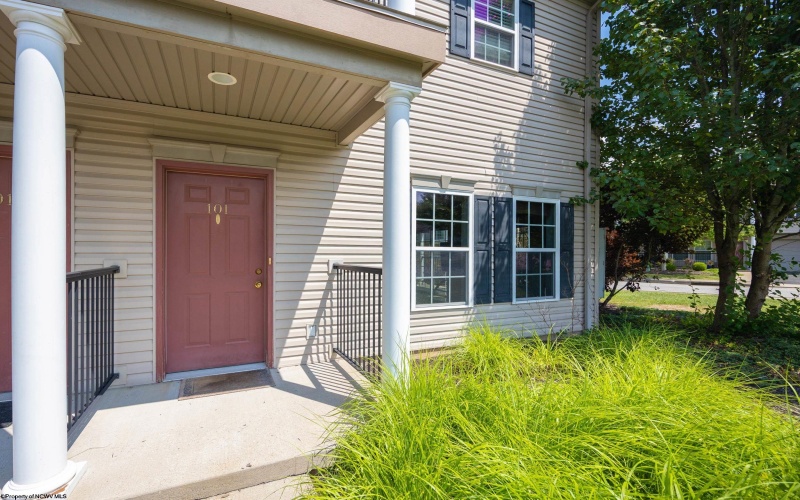 79 Barrington Court, Bridgeport, West Virginia 26330, 2 Bedrooms Bedrooms, 5 Rooms Rooms,1 BathroomBathrooms,Single Family Attached,For Sale,Barrington,0,10165850 79 Barrington Court, Bridgeport, West Virginia 26330, 2 Bedrooms Bedrooms, 5 Rooms Rooms,1 BathroomBathrooms,Single Family Attached,For Sale,Barrington,0,10165850