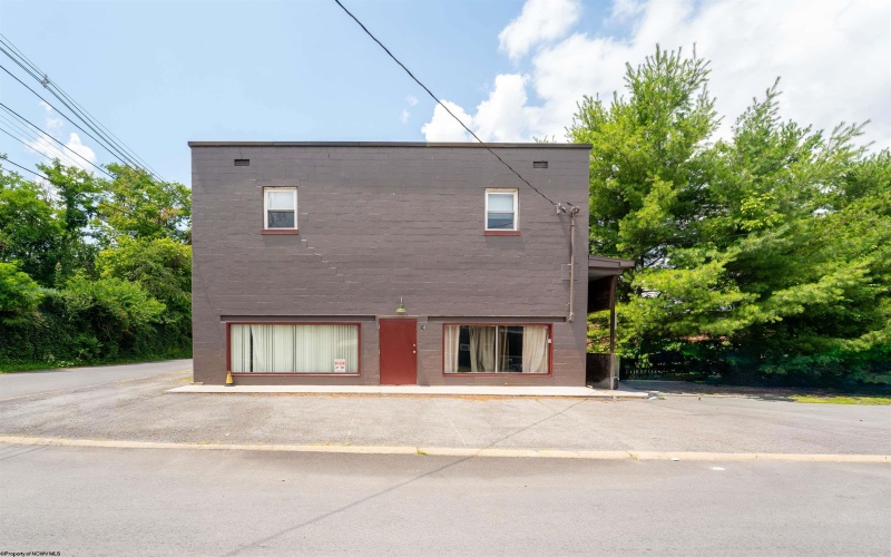 18 Cleveland Avenue, Westover, West Virginia 26501, 0 , 0 ,0,Commercial (lease),For Rent,Cleveland,0,10165863