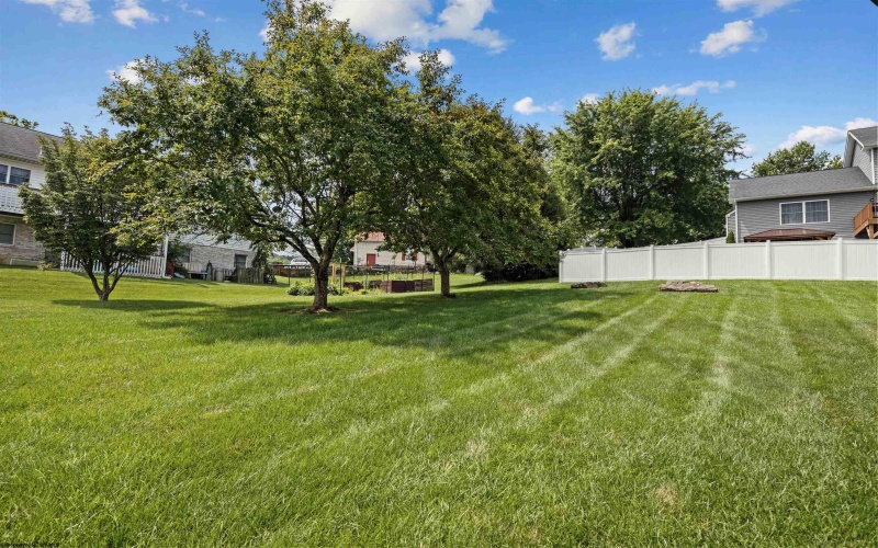 3505 Maple Court, Morgantown, West Virginia 26508, 4 Bedrooms Bedrooms, 8 Rooms Rooms,3 BathroomsBathrooms,Single Family Detached,For Sale,Maple,0,10165862