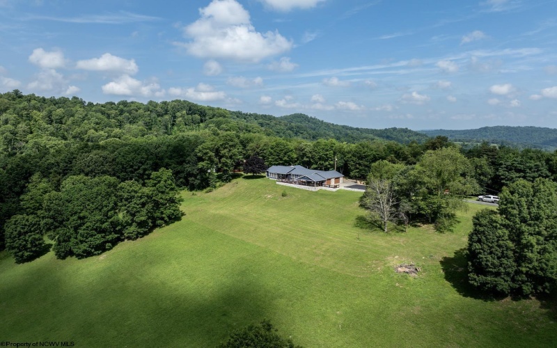 775 Breezy Knoll Drive, Buckhannon, West Virginia 26201, 4 Bedrooms Bedrooms, 8 Rooms Rooms,3 BathroomsBathrooms,Single Family Detached,For Sale,Breezy Knoll,0,10165861