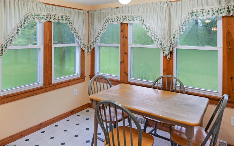 26879 Veterans Memorial Highway, Terra Alta, West Virginia 26764, 3 Bedrooms Bedrooms, 9 Rooms Rooms,2 BathroomsBathrooms,Single Family Detached,For Sale,Veterans Memorial,0,10160332