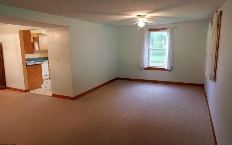 26879 Veterans Memorial Highway, Terra Alta, West Virginia 26764, 3 Bedrooms Bedrooms, 9 Rooms Rooms,2 BathroomsBathrooms,Single Family Detached,For Sale,Veterans Memorial,0,10160332
