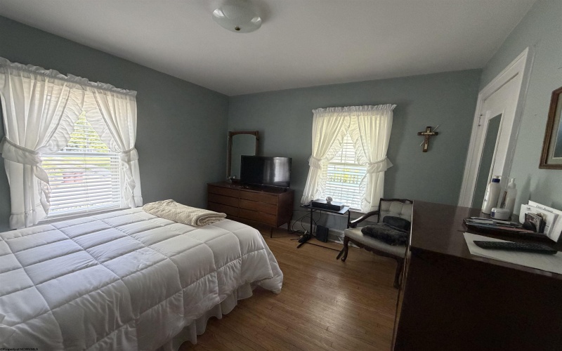 616 3rd Avenue, Paden City, West Virginia 26159, 3 Bedrooms Bedrooms, 7 Rooms Rooms,1 BathroomBathrooms,Single Family Detached,For Sale,3rd,0,10165868