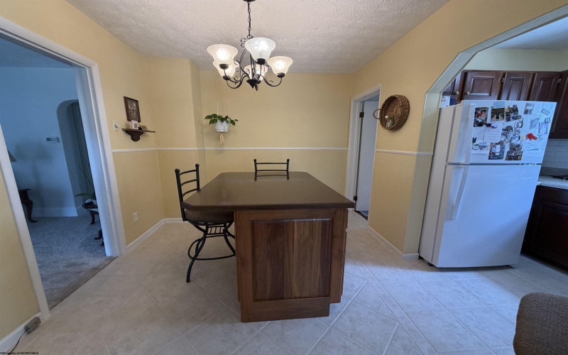 616 3rd Avenue, Paden City, West Virginia 26159, 3 Bedrooms Bedrooms, 7 Rooms Rooms,1 BathroomBathrooms,Single Family Detached,For Sale,3rd,0,10165868