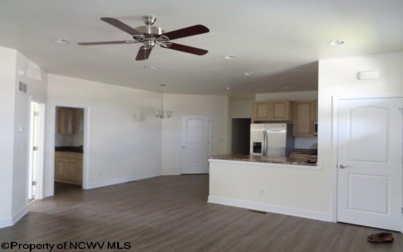 17 Casual Street, Buckhannon, West Virginia 26201, 2 Bedrooms Bedrooms, 5 Rooms Rooms,2 BathroomsBathrooms,Residential Rentals,For Rent,Casual,0,10165880