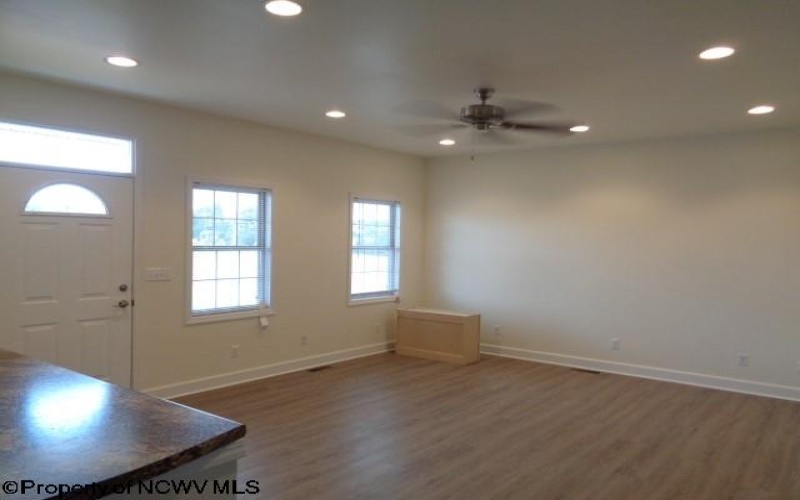 17 Casual Street, Buckhannon, West Virginia 26201, 2 Bedrooms Bedrooms, 5 Rooms Rooms,2 BathroomsBathrooms,Residential Rentals,For Rent,Casual,0,10165880