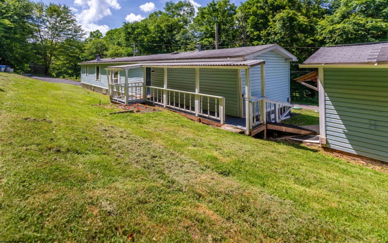 162 Ridenour Road, Morgantown, West Virginia 26508, 3 Bedrooms Bedrooms, 5 Rooms Rooms,1 BathroomBathrooms,Single Family Detached,For Sale,Ridenour,0,10165884