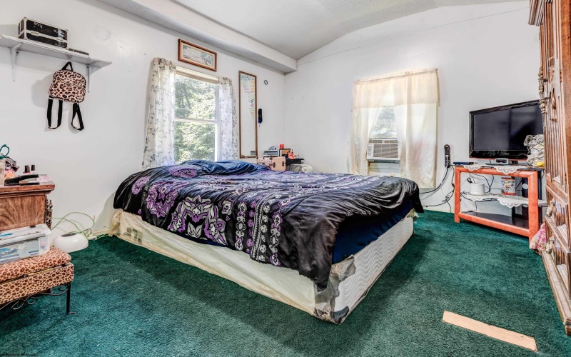162 Ridenour Road, Morgantown, West Virginia 26508, 3 Bedrooms Bedrooms, 5 Rooms Rooms,1 BathroomBathrooms,Single Family Detached,For Sale,Ridenour,0,10165884