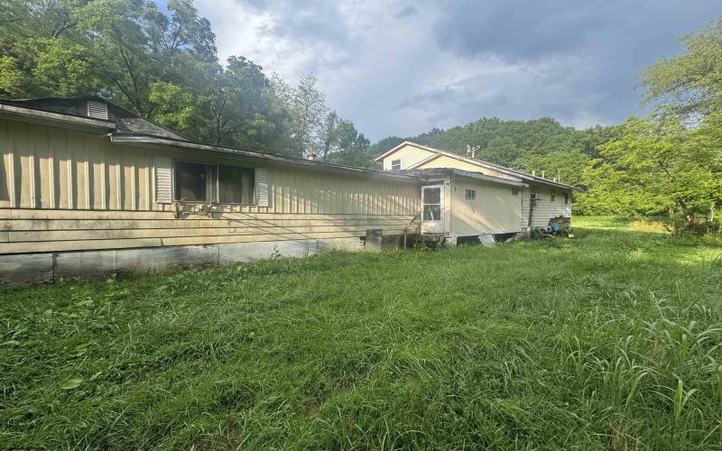 1571 Coburn Fork Road, Salem, West Virginia 26426, 3 Bedrooms Bedrooms, 7 Rooms Rooms,2 BathroomsBathrooms,Single Family Detached,For Sale,Coburn Fork,0,10165881