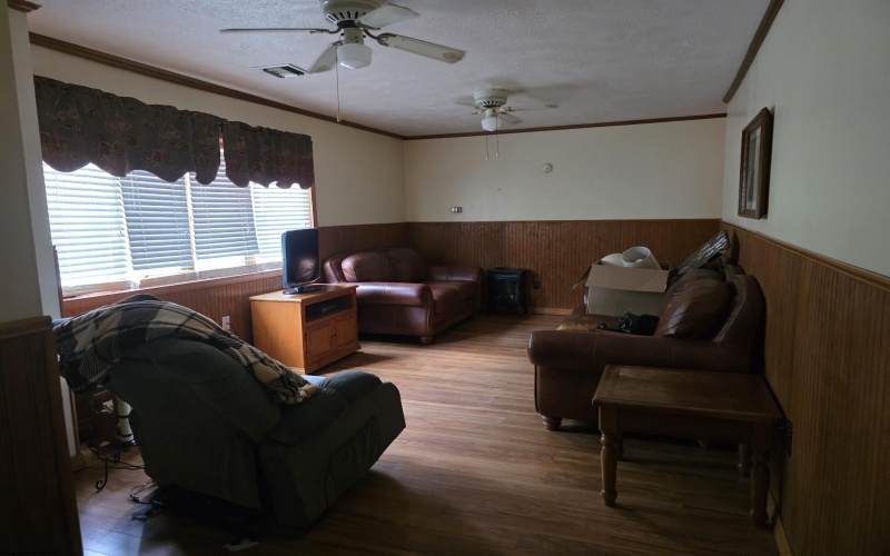 70 Greenbrier Drive, Lost Creek, West Virginia 26385, 3 Bedrooms Bedrooms, 9 Rooms Rooms,2 BathroomsBathrooms,Single Family Detached,For Sale,Greenbrier,0,10165878