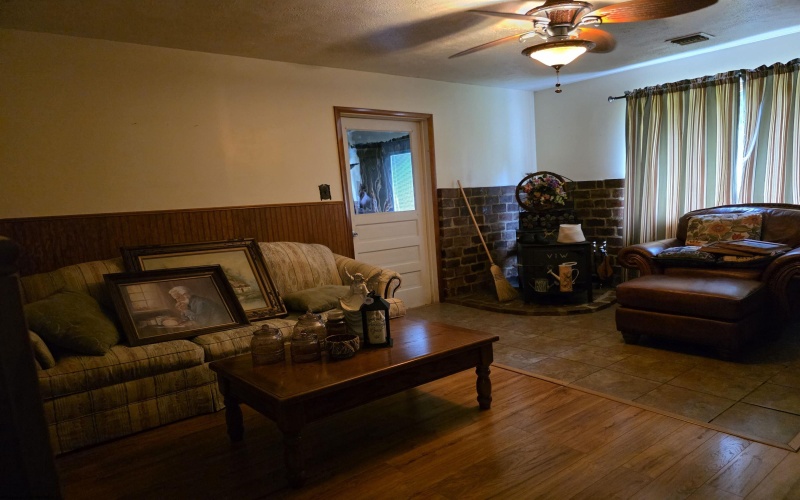70 Greenbrier Drive, Lost Creek, West Virginia 26385, 3 Bedrooms Bedrooms, 9 Rooms Rooms,2 BathroomsBathrooms,Single Family Detached,For Sale,Greenbrier,0,10165878