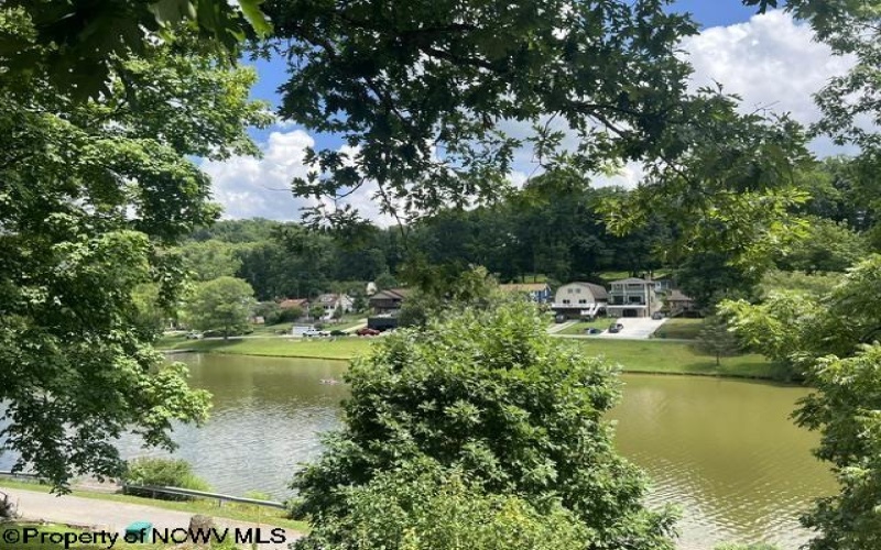 564 Maple Lake Road, Bridgeport, West Virginia 26330, 3 Bedrooms Bedrooms, 5 Rooms Rooms,1 BathroomBathrooms,Single Family Detached,For Sale,Maple Lake,0,10165877