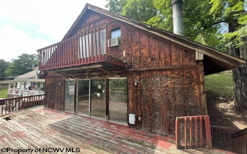 564 Maple Lake Road, Bridgeport, West Virginia 26330, 3 Bedrooms Bedrooms, 5 Rooms Rooms,1 BathroomBathrooms,Single Family Detached,For Sale,Maple Lake,0,10165877