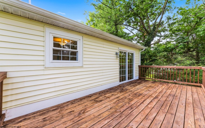 917 Revere Street, Morgantown, West Virginia 26505, 3 Bedrooms Bedrooms, 7 Rooms Rooms,2 BathroomsBathrooms,Single Family Detached,For Sale,Revere,0,10165873