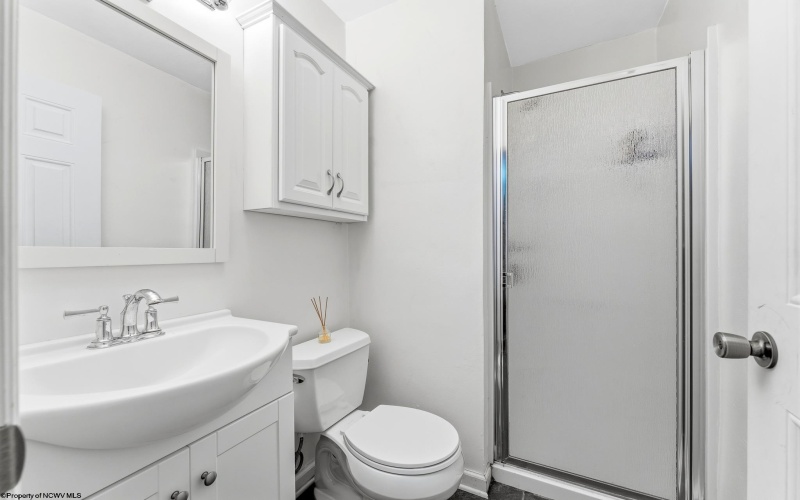 917 Revere Street, Morgantown, West Virginia 26505, 3 Bedrooms Bedrooms, 7 Rooms Rooms,2 BathroomsBathrooms,Single Family Detached,For Sale,Revere,0,10165873