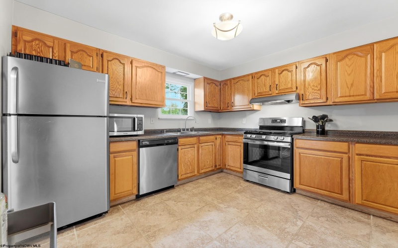 917 Revere Street, Morgantown, West Virginia 26505, 3 Bedrooms Bedrooms, 7 Rooms Rooms,2 BathroomsBathrooms,Single Family Detached,For Sale,Revere,0,10165873