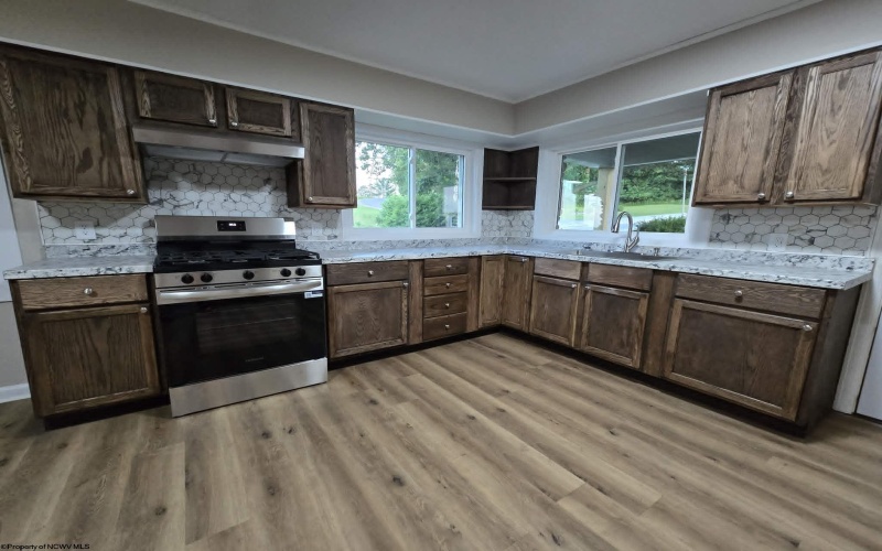 1529 Fairmont Avenue, Fairmont, West Virginia 26554, 3 Bedrooms Bedrooms, 5 Rooms Rooms,1 BathroomBathrooms,Single Family Detached,For Sale,Fairmont,0,10165872